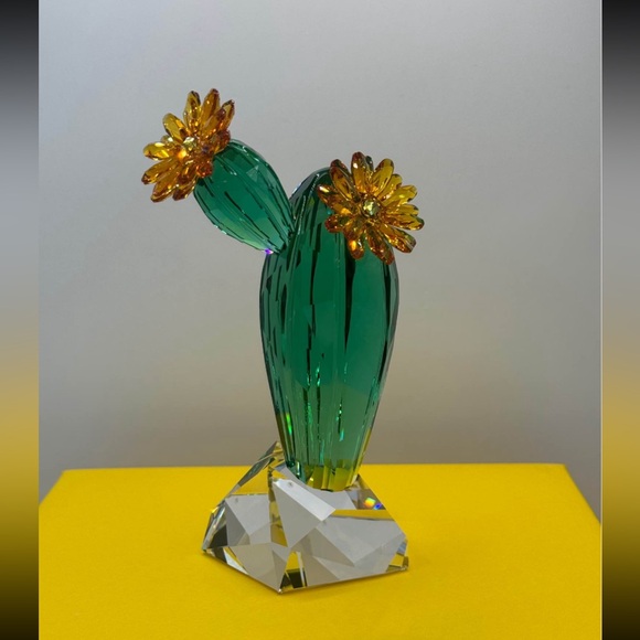 Golden Yellow Cactus by Swarovski - Picture 1 of 9